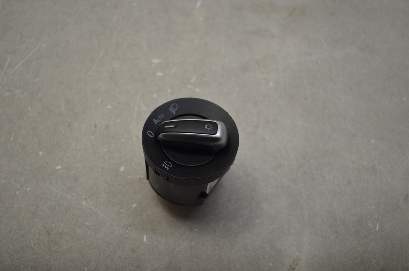 12-18 VOLKSWAGEN PASSAT HEADLIGHT CONTROL SWITCH OEM