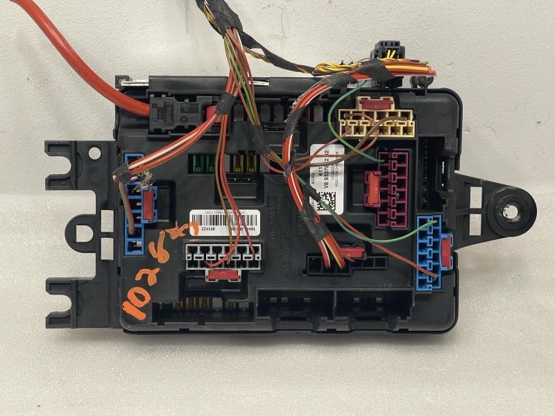 2012-2016 BMW 328i CABIN FUSE BOX DECK LID MOUNTED 52691