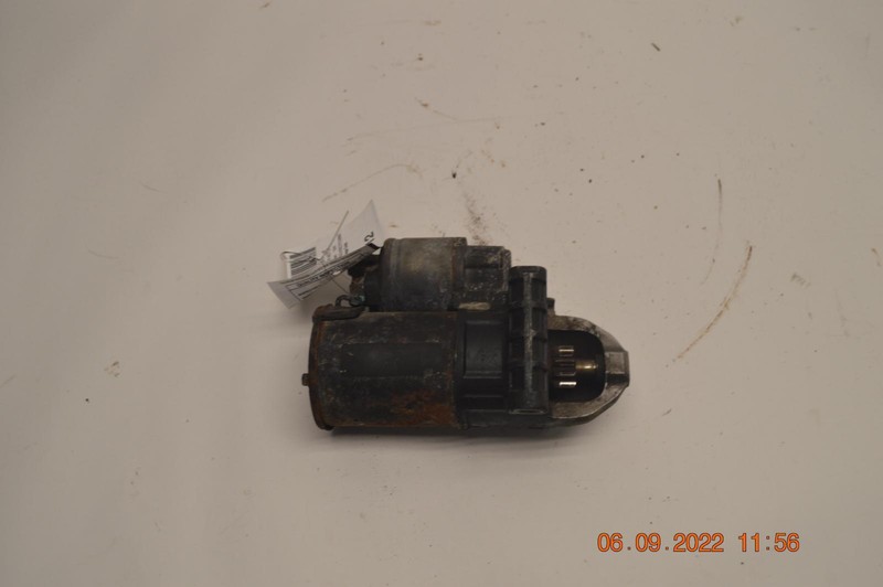 2015-2018 CHEVY SILVERADO 1500 / GMC YUKON 5.3L GAS ENGINE STARTER MOTOR OEM