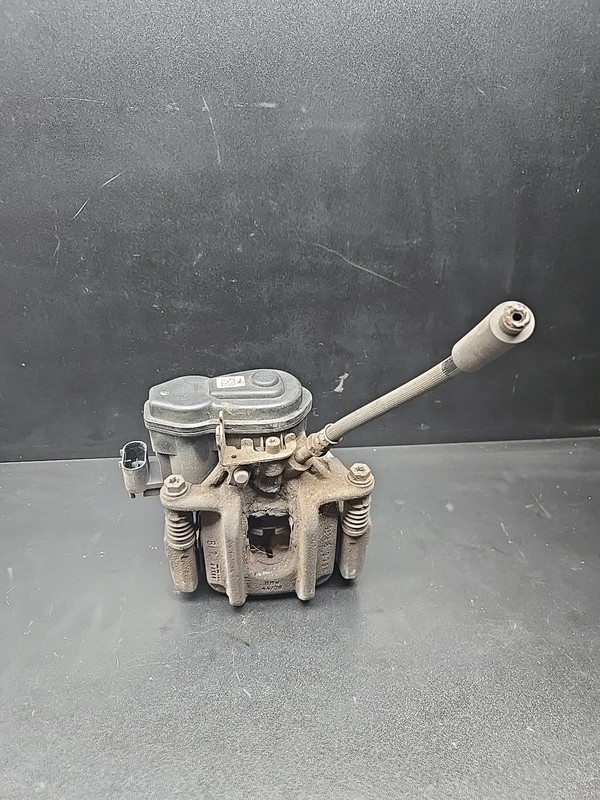 11-16 BMW 528i 535i F10 REAR LEFT DRIVER ABS ELECTRIC DISC BRAKE CALIPER OEM