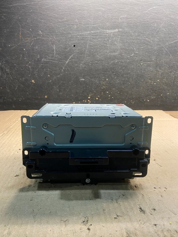 2015 Dodge Journey Radio Info Media CD Player Unit OEM Y7631 DG