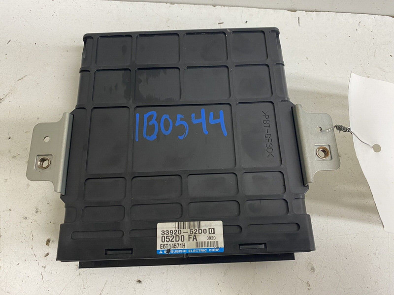 2001 Suzuki Vitara 2.7 5spd Manual Engine Computer Module Ecu Pcm 33920-52D00