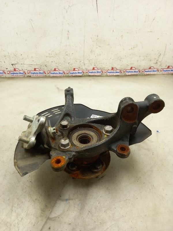 16-22 TOYOTA PRIUS FRONT DRIVER LEFT SPINDLE KNUCKLE