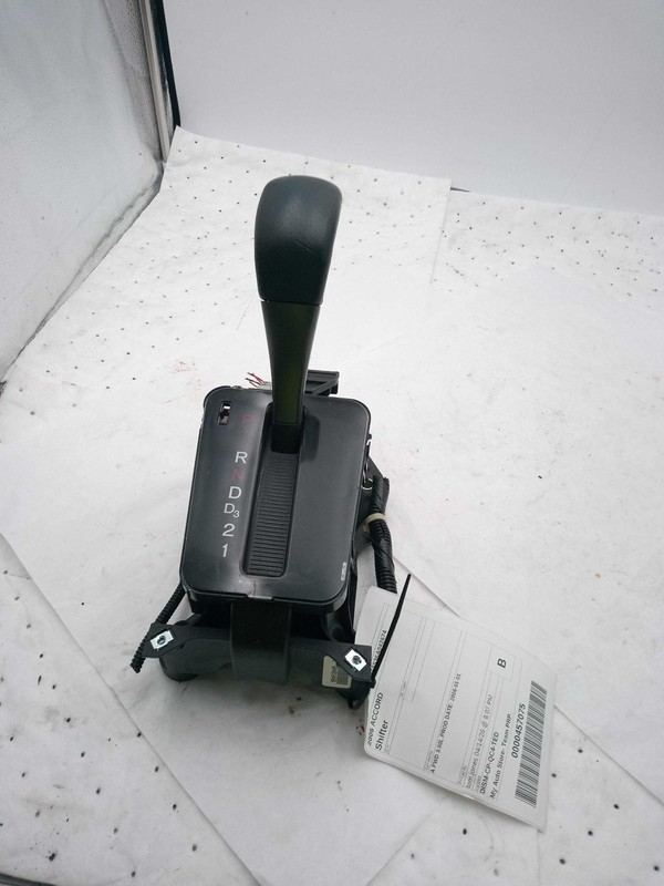 2006 Honda Accord Automatic Transmission Shift Lever Assembly Grey 132K Miles