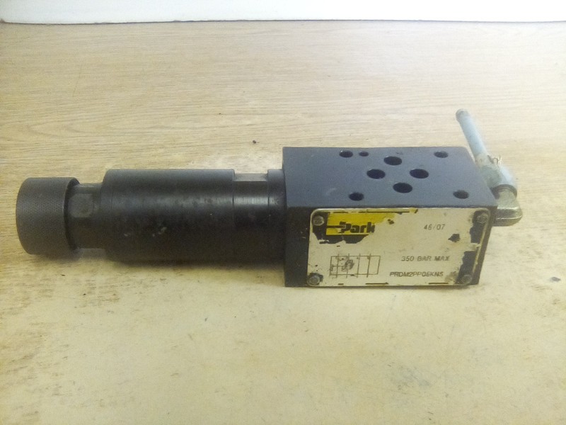 Parker PRDM2PP06KNS Pressure Reducing Valve