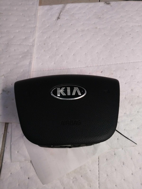 2015 KIA Cadenza Steering Wheel Air Bag Blue Used 52K Miles OEM 432351