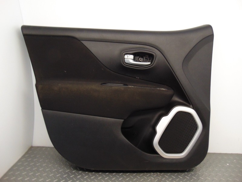 JEEP RENEGADE REAR RIGHT SIDE INTERIOR DOOR PANEL TRIM COVER OEM 2019-2021 π