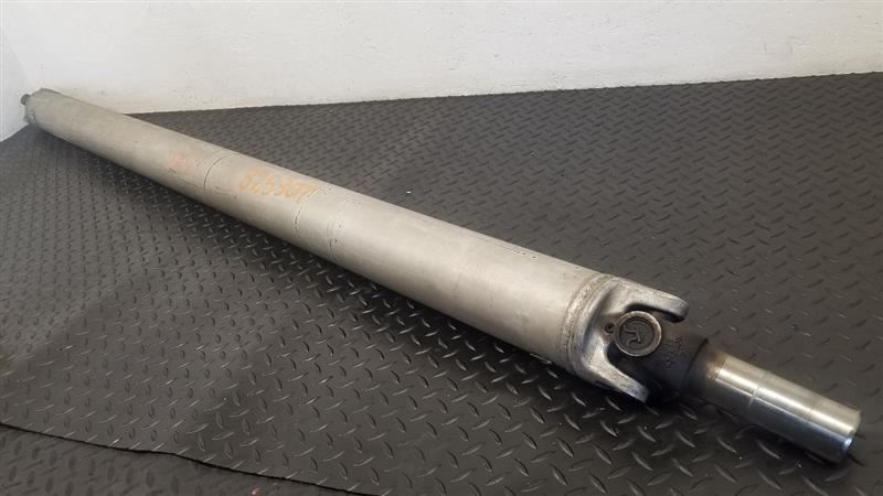03-05 Chevrolet Express 2500 135 WB Rear Drive Shaft (MT1) OEM 15188165