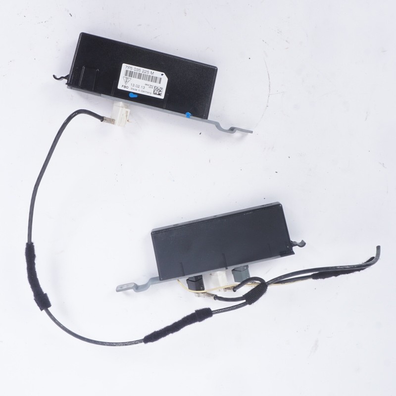 2011-2018 PORSCHE CAYENNE REAR ANTENNA BOOSTER AMPLIFIER MODULE 7P5035225 OEM