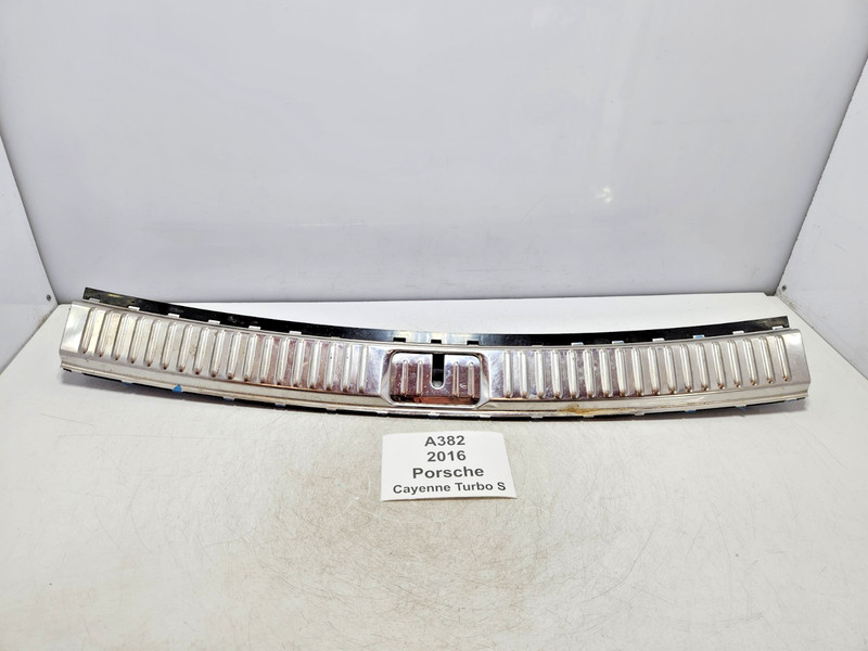 ✅ 11-18 OEM Porsche Cayenne Turbo 958 Rear Trunk Sill Scuff Plate Trim Panel*