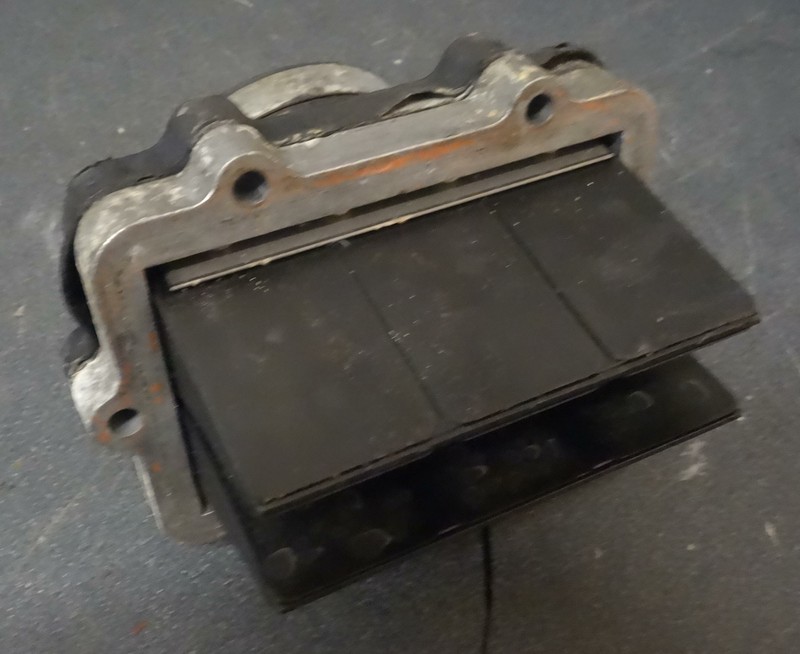 Ski-Doo OEM Intake Reed Block Assembly 420924798 MXZ Renegade Summit Highmark
