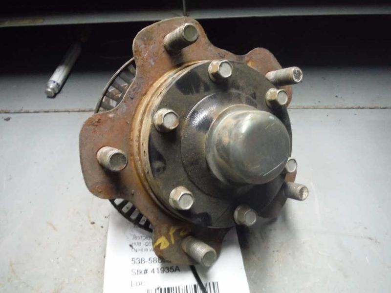 01 02 03 04 05 06 SUZUKI VITARA XL-7 HUB FRONT BASE 4X4 W/ABS 111186