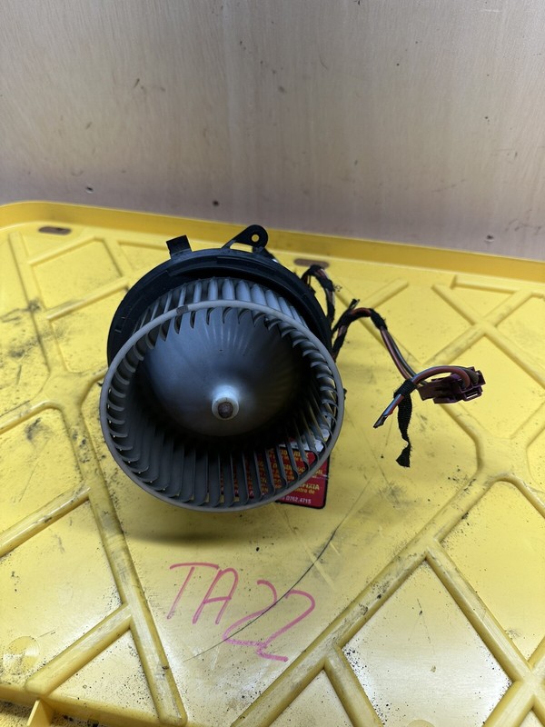 2010 MERCEDES W212 2.1 CDI HEATER BLOWER MOTOR FAN WITH RESISTOR A2128702110