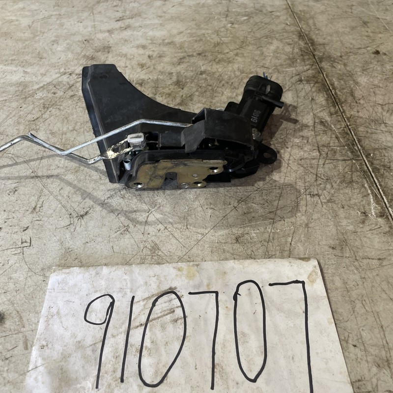 97-01 Lexus ES300 OEM Front Right Passenger Door Lock Latch Actuator