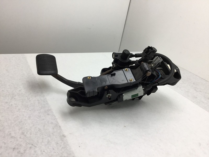 Mercury Montego Brake Foot Pedal 05 06 07 :A