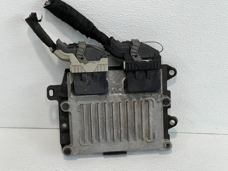 06-09 Hyundai Entourage Engine Computer PCM ECM ECU Without Immobilizer OEM