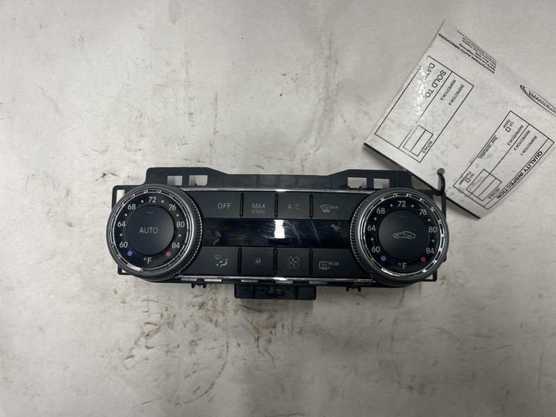 2008 MERCEDES C-CLASS Heat AC Controller C300 automatic 2048308485 OEM 08