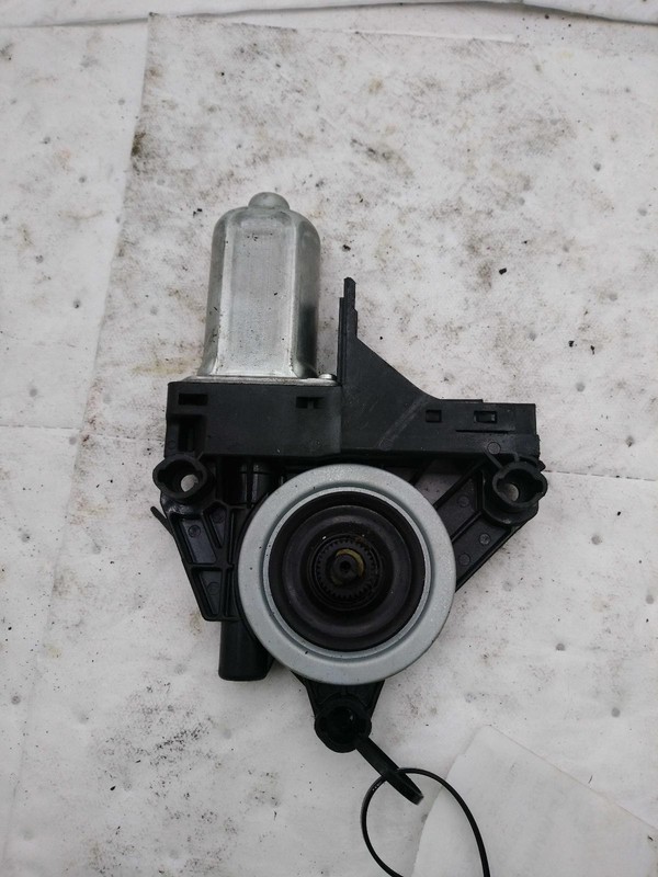 Used Front Left Door Window Regulator Front fits: 2015 Volvo S60 Front Left Grad