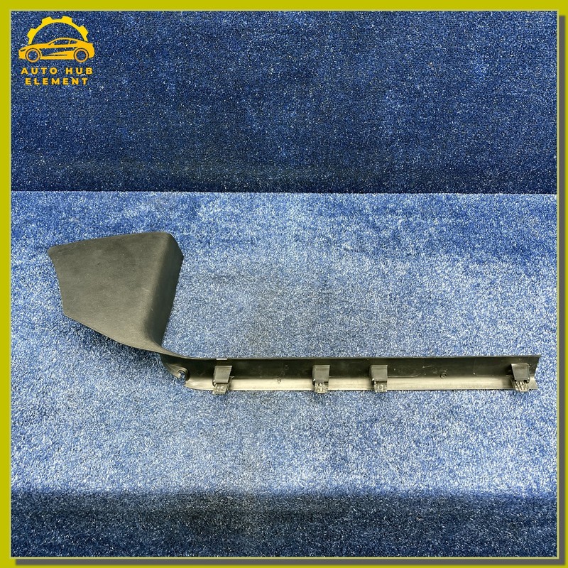 2013-2018 RAM 1500 FRONT RIGHT PASSENGER DOOR SILL KICK PANEL TRIM COVER OEM