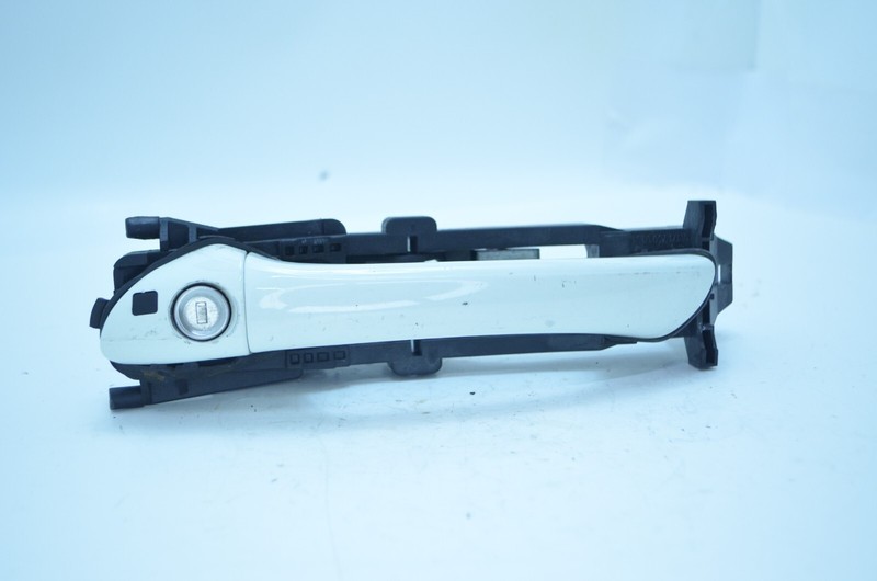 05-08 MERCEDES R171 SLK280 FRONT LEFT DRIVER EXTERIOR DOOR HANDLE WHITE OEM