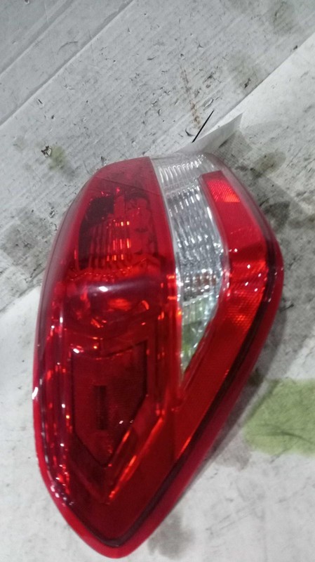 2019 Mitsubishi Mirage Left Tail Light Assembly Black 7671492 Used 100K Miles