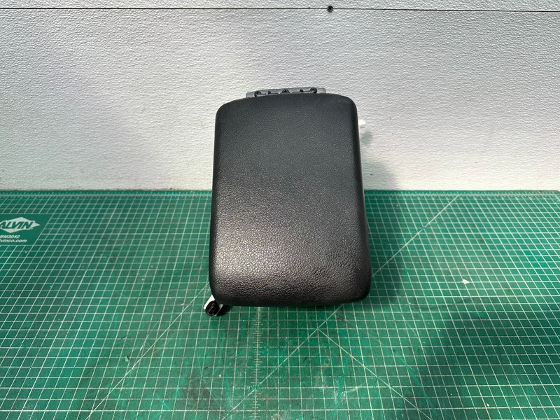22-24 Subaru WRX CONSOLE STORAGE BOX & ARMREST LID COVER OEM
