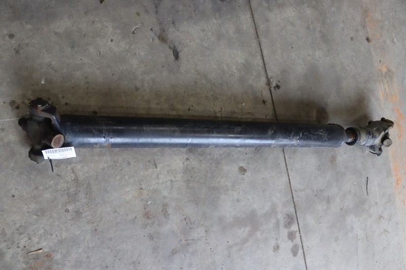 2008-2017 FREIGHTLINER CASCADIA 125 DD15 REAR SECOND DRIVE SHAFT ABOUT 68" OEM