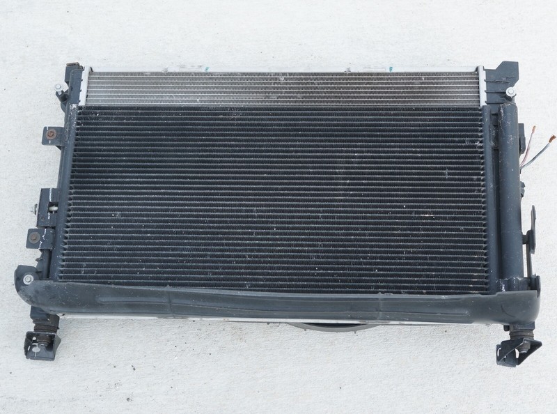 2012-2019 Fiat 500 A/C Condenser Radiator Cooling Fan 68073672AA