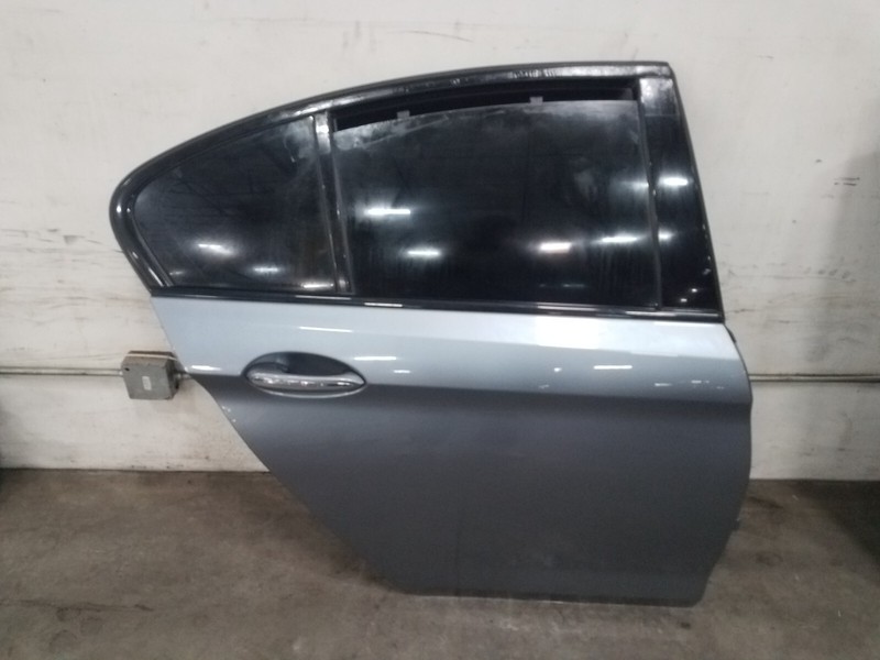 2018 BMW M5 F90 Right Rear Passenger Door #2469 Z7