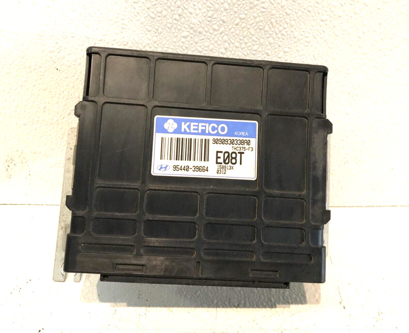 Control Module - Hyundai 95440-39673 2005-2006 Hyundai Santa Fe
