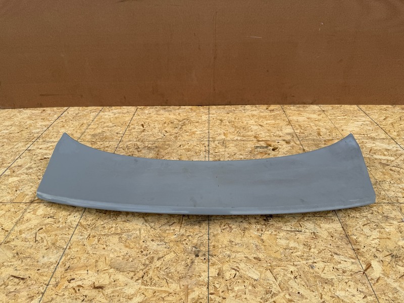 KIA STINGER 18-23 OEM REAR TRUNK LIFTGATE TAILGATE SPOILER ASSEMBLY (SILVER)