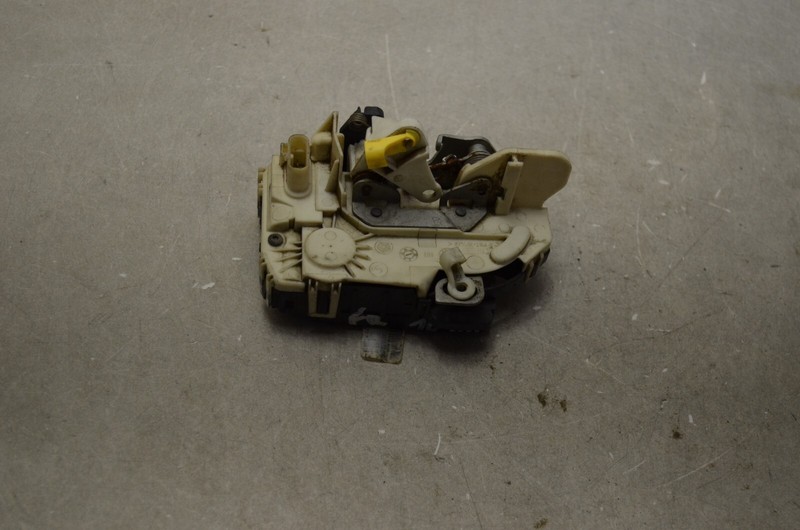 2009-2012 DODGE RAM 2500 FRONT RIGHT PASSENGER DOOR LOCK LATCH ACTUATOR OEM