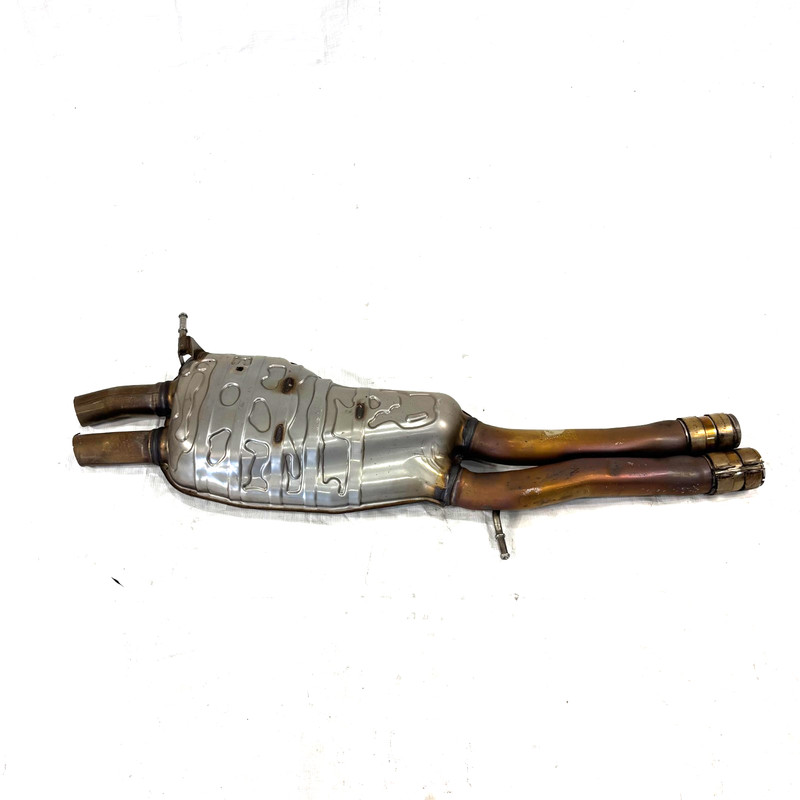 📌 2018 - 2025 AUDI S5 3.0L EXHAUST CENTER MUFFLER RESONATOR PIPE OEM
