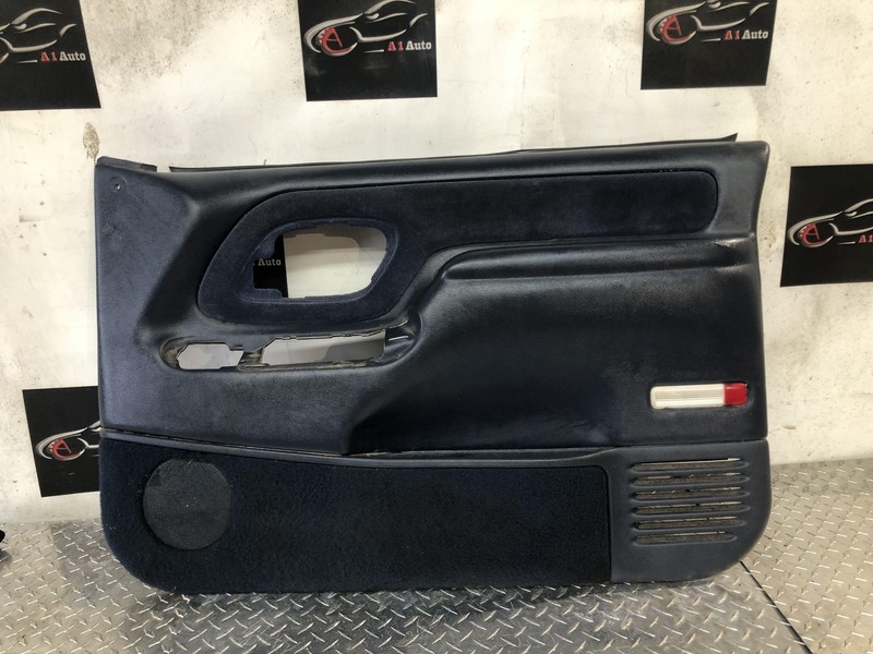 1995 1999 Chevrolet Truck C1500 C2500 Front Right Passenger Door Panel Blue Oem
