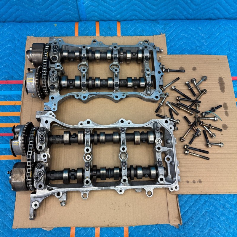 2006–2010 Toyota Sienna Camshaft Set With Caps 3.5L V6 2GRFE OEM