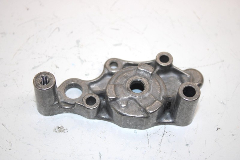 87 Honda Trx250a Oem Oil Pump Body 15111-HA0-000 15111-HA0-010 AH15
