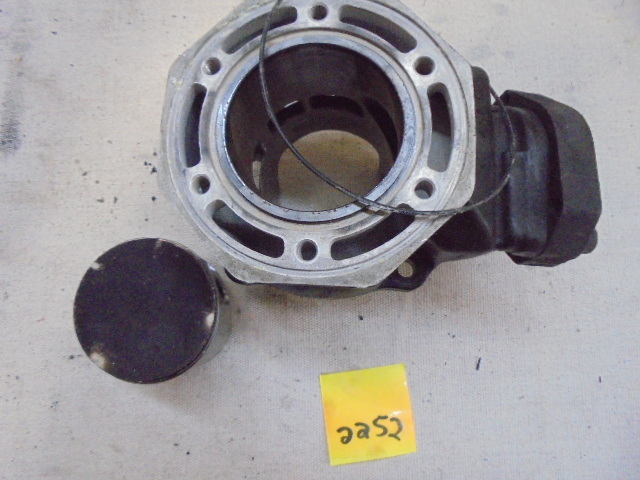 Arctic Cat ZRT 600 Cylinder and piston 1996-2000 model