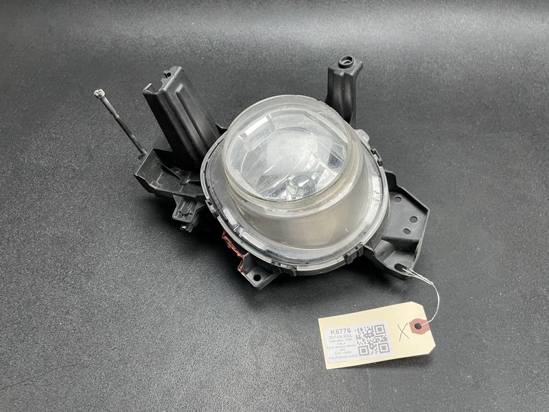 Front Left Fog Light Lamp 2017 Kia Soul 92201-B2500 2018 2019 X