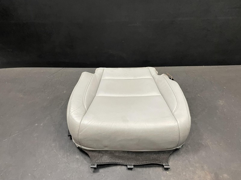 Front Right Seat Lower Cushion Leather 2018 Acura MDX 81131-TZ5-A21 2014 - 2020