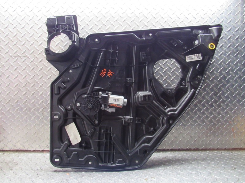 2011-2023 DODGE CHARGER/ CHRYSLER 300 RIGHT PASSENGER REAR WINDOW REGULATOR ASSY