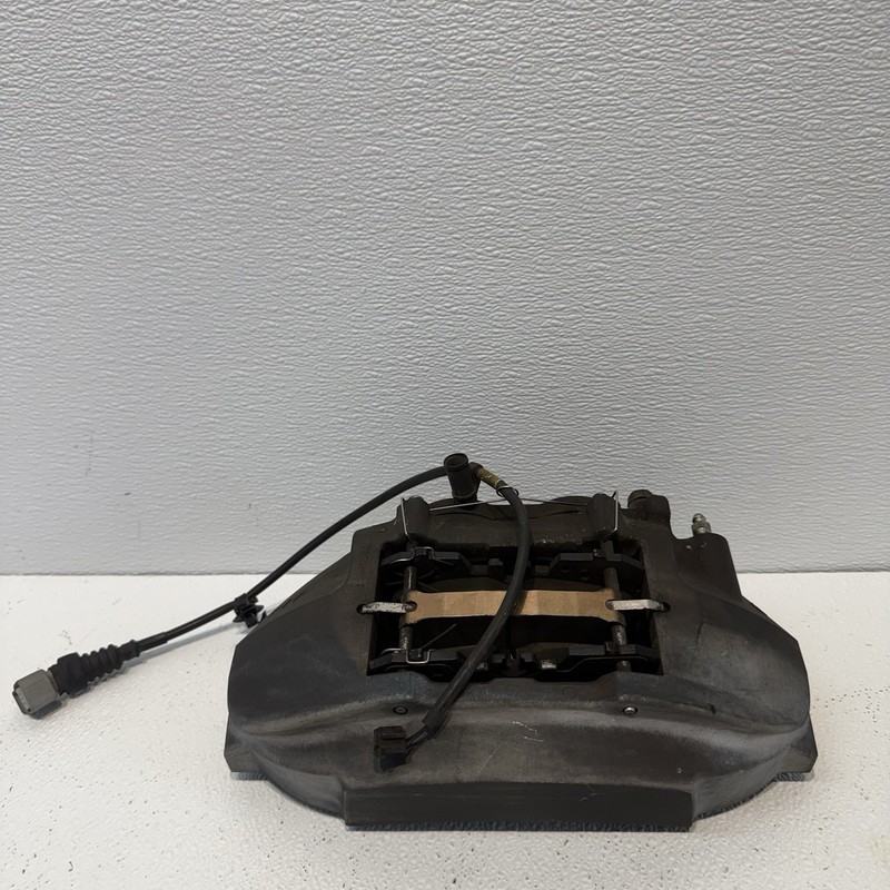 2007 - 2017 LEXUS LS460 LS600H FRONT RIGHT PASSENGER SIDE BRAKE CALIPER OEM
