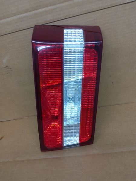 Driver Left Tail Light Lid Mounted Fits 00-01 LEXUS ES300 267067