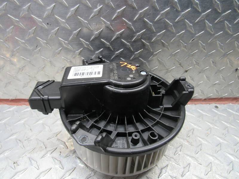 09-15 JAGUAR XF A/C HEATER BLOWER MOTORAV272700-5392 10-15 JAGUAR XJ