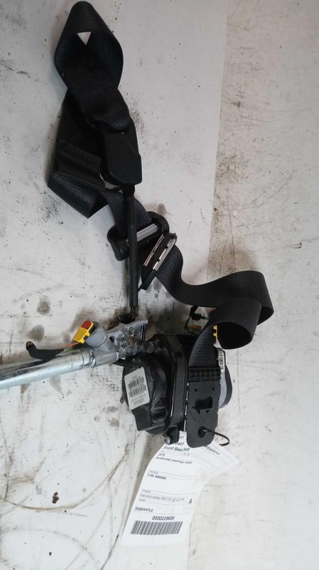 2015 Dodge Dart OEM Passenger Seat Belt White 84000 Mi 1SV72DX9AE