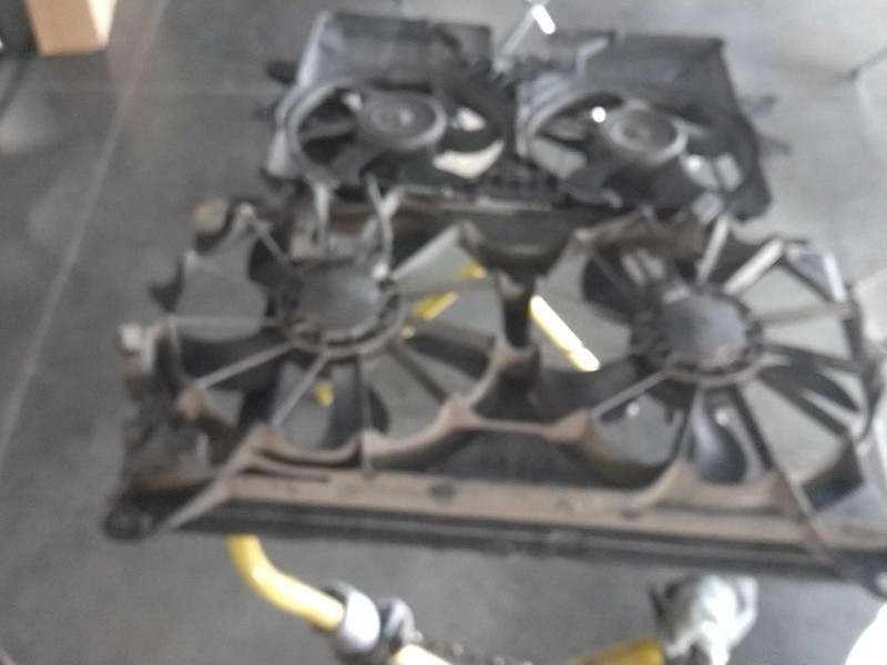 2013 Chevrolet Silverado 1500 Engine Cooling Fan Motor OEM 15780789 153K MILES