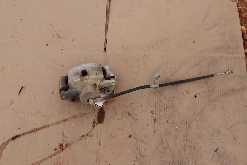 2014-2019 KIA SOUL FRONT RIGHT PASSENGER SIDE BRAKE CALIPER OEM 11.03" DIAMETER