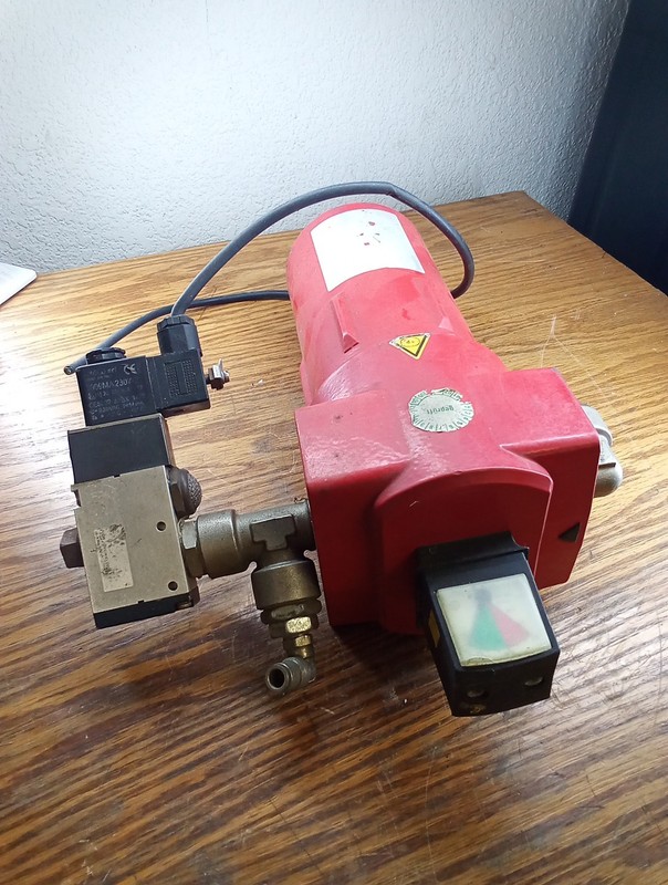 Zander Ultrapar G09 XP Air Compressor Filter W/Gauge