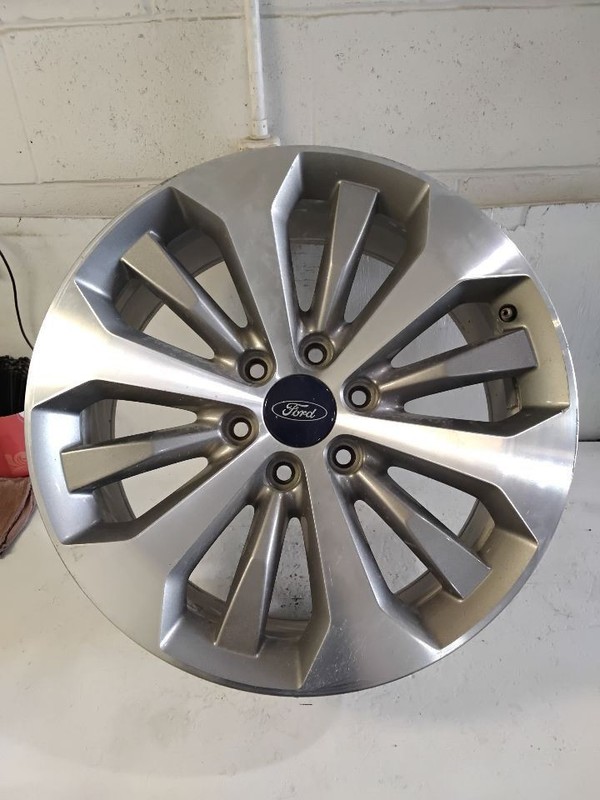 2017-2020 Ford F150 Wheel Rim 20x8-1/2 Machined Face Gray Pockets 12 Spoke
