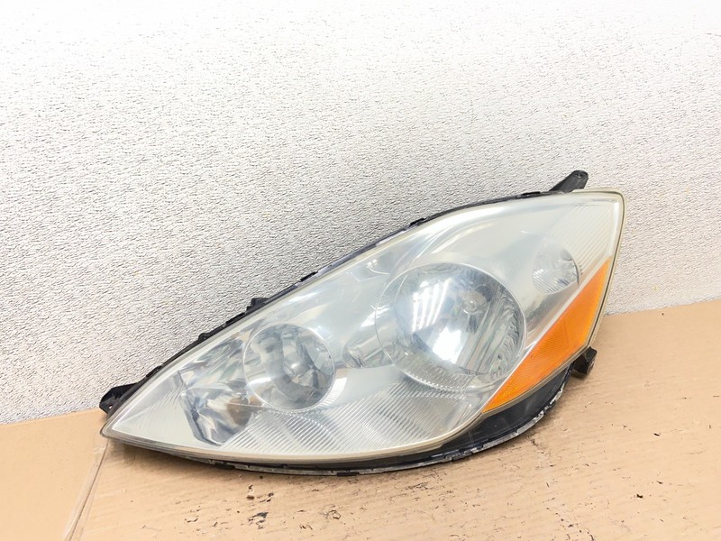2006 to 2010 Toyota Sienna Left Driver Lh Side Headlight Halogen AA9516 DW