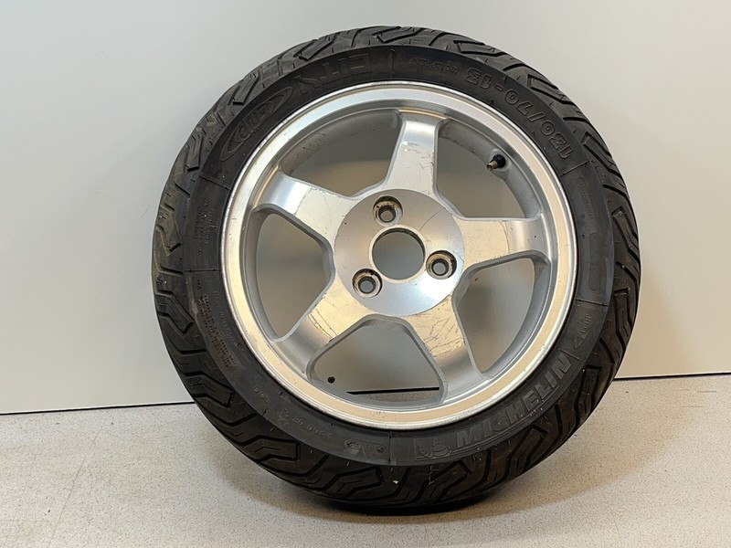 06 Suzuki AN 400 Burgman Rear Back Wheel Rim J13MCxMT3.50 DOT
